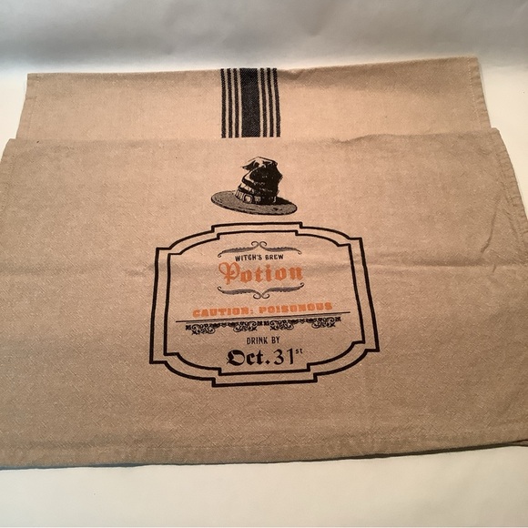 Halloween 2 Kitchen Tea Towels Witches Brew Potion Witch Crafters 100% Cotton - Picture 2 of 6